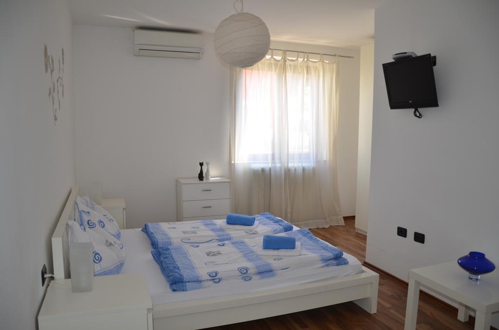 Apartments Bertok Копер Номер фото